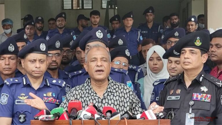 নির্বাচনের আগে সব অবৈধ অস্ত্র উদ্ধার করা হবে স্বরাষ্ট্র উপদেষ্টা জাহাঙ্গীর আলম চৌধুরী